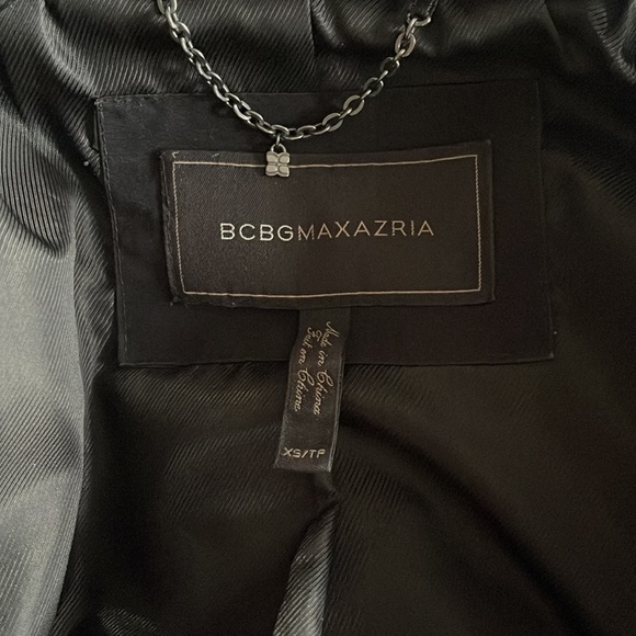 BCBG trench coat with hood - Picture 10 of 10